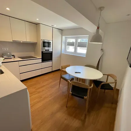 Casa Do Ferreiro T2 *