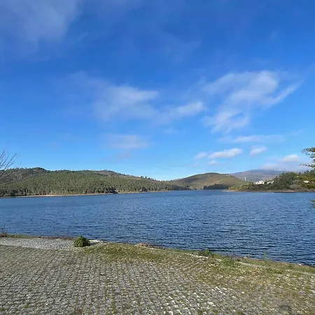 Casa Do Ferreiro T2 * מונטאלגרה