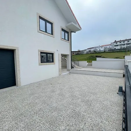 Casa Do Ferreiro T2 몬테알레그레