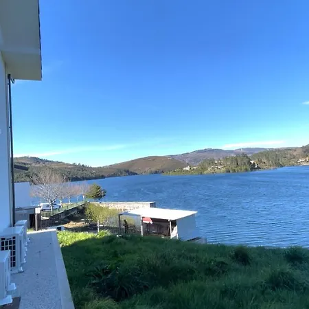 בית נופש Casa Do Ferreiro T2