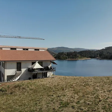 Casa Do Ferreiro T2 Casa vacanze Montalegre