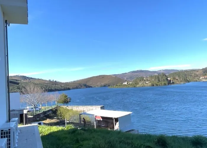 別荘 Casa Do Ferreiro T2