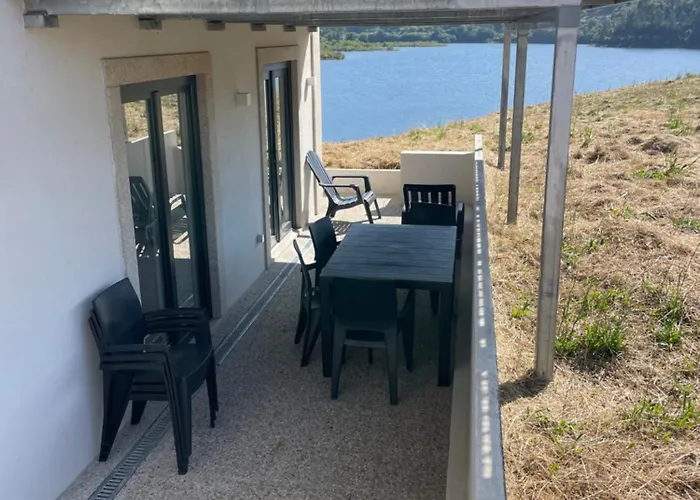 別荘 Casa Do Ferreiro T2